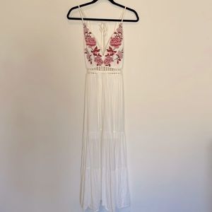 Forever 21 Soieblu Embroidered White Maxi Dress